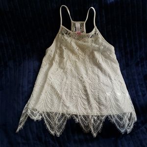 Lacey tank